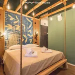 Jungle, Terre Marine Gæstehus 3*