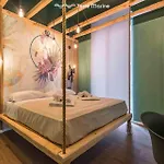 Jungle, Terre Marine Gæstehus 3*