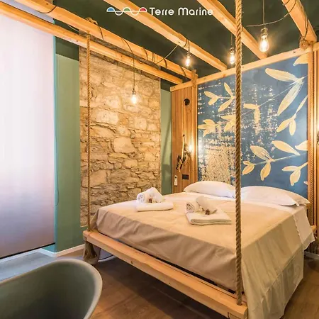 Guest house Jungle, Terre Marine