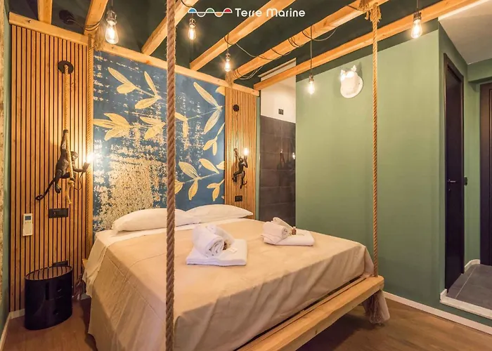 Jungle, Terre Marine Pensionat 3*