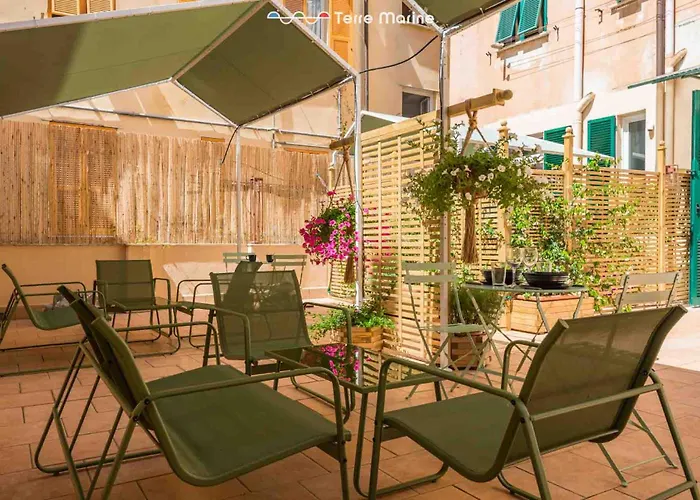 Jungle, Terre Marine Pensionat